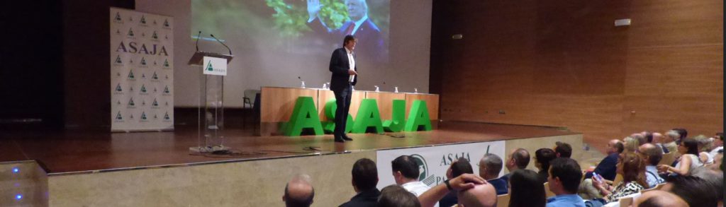 Daniel Martínez intervino ayer en las jornadas de ASAJA